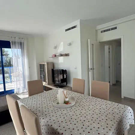 Paseo Al Mar Vybdenia دينايا
